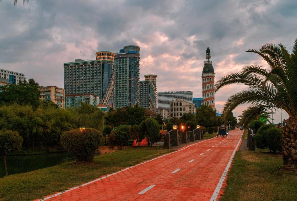 Orbi City In Batumi Kültér fotó